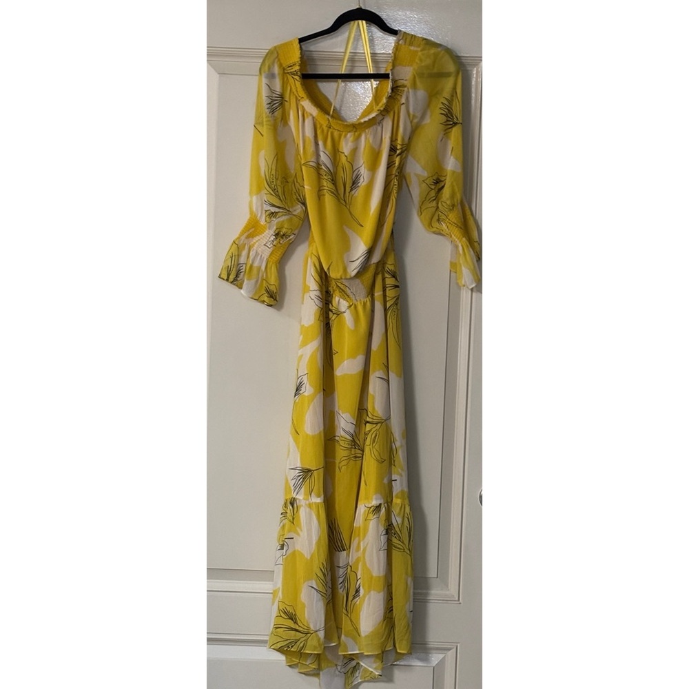 Chico's Yellow and White Floral shoulder off Dress. Size 3 Chicos (XL)